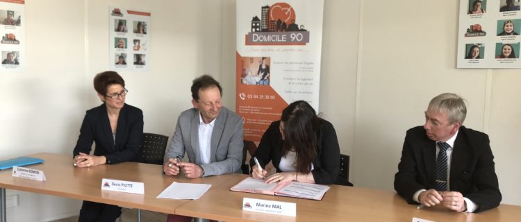 Le 1er Contrat Aidé “nouvelle génération” signé chez Domicile 90 !